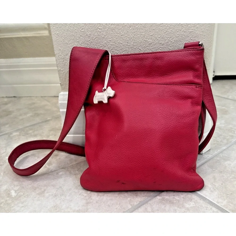 Radley Red Leather shoulder bag crossbody 9x10 outside inside pockets hangtag *